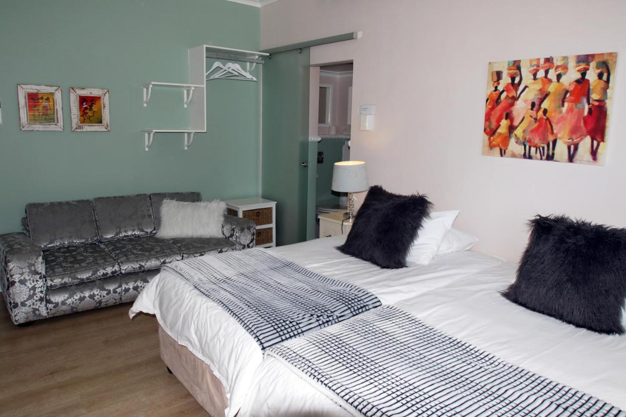 Dolphin Inn Guesthouse Kaapstad Buitenkant foto