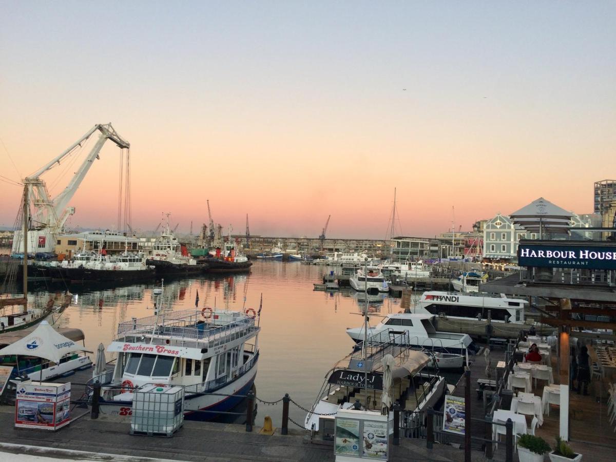 Dolphin Inn Guesthouse Kaapstad Buitenkant foto