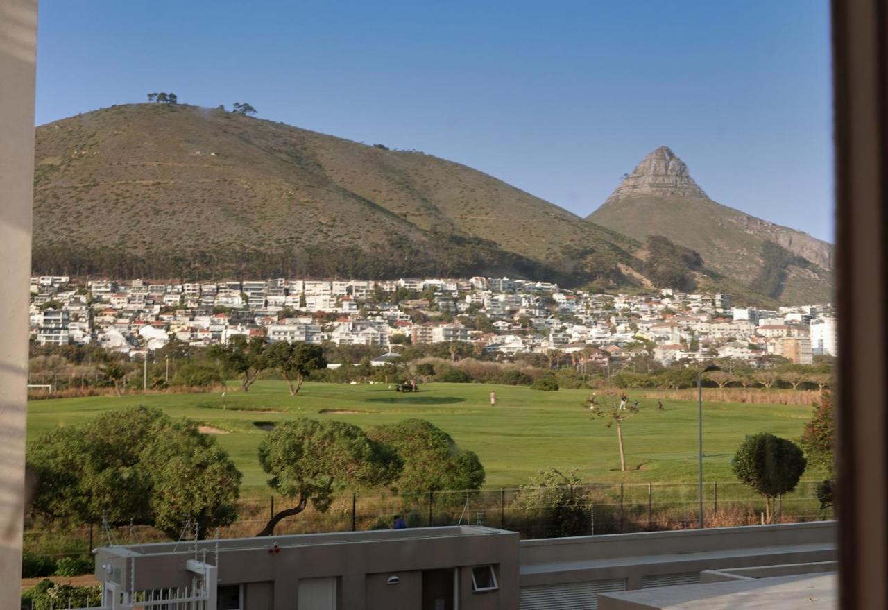 Dolphin Inn Guesthouse Kaapstad Buitenkant foto