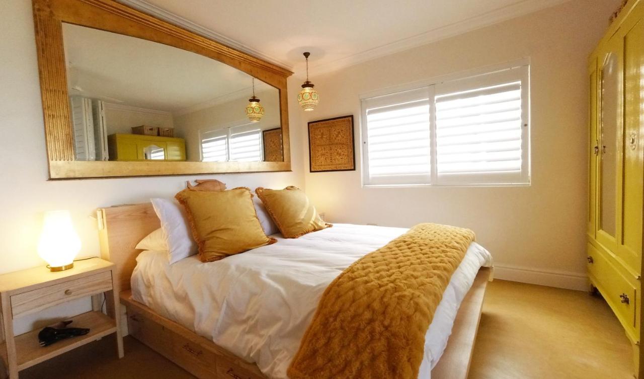 Dolphin Inn Guesthouse Kaapstad Buitenkant foto