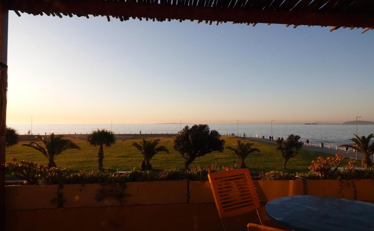 Dolphin Inn Guesthouse Kaapstad Buitenkant foto