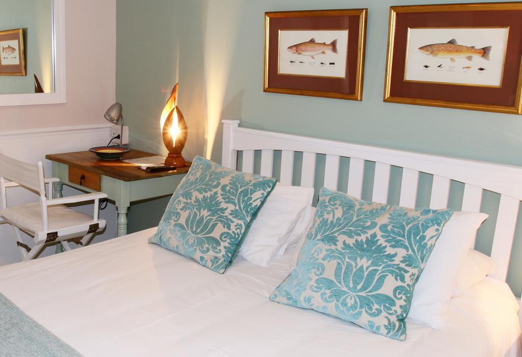 Dolphin Inn Guesthouse Kaapstad Buitenkant foto